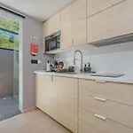 Modernes Studio- Terrasse Mit Meerblick Und Zugang Zur Brandung By Interhome São Vicente