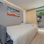 Modernes Studio- Terrasse Mit Meerblick Und Zugang Zur Brandung By Interhome Nyaraló São Vicente