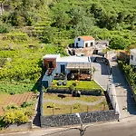 Nyaraló Modernes Studio- Terrasse Mit Meerblick Und Zugang Zur Brandung By Interhome *