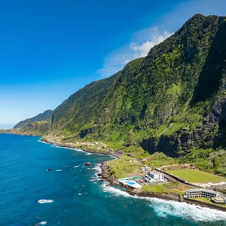 Holiday home Modernes Studio- Terrasse Mit Meerblick Und Zugang Zur Brandung By Interhome Sao Vicente (Madeira)